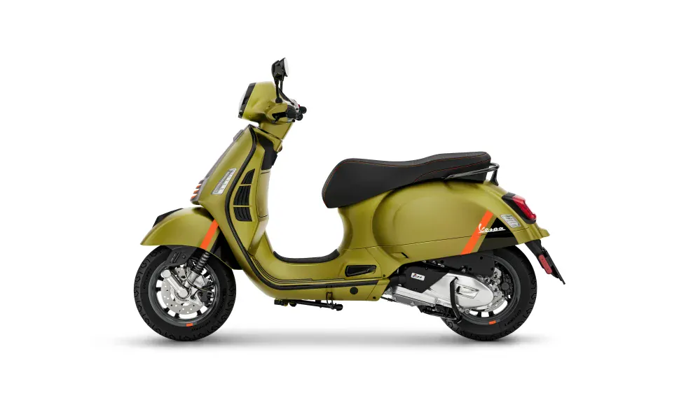 Vespa GTS Super 310 Sport Nero Convinto Matt E5+ + POUKAZ NA 8000 KČ