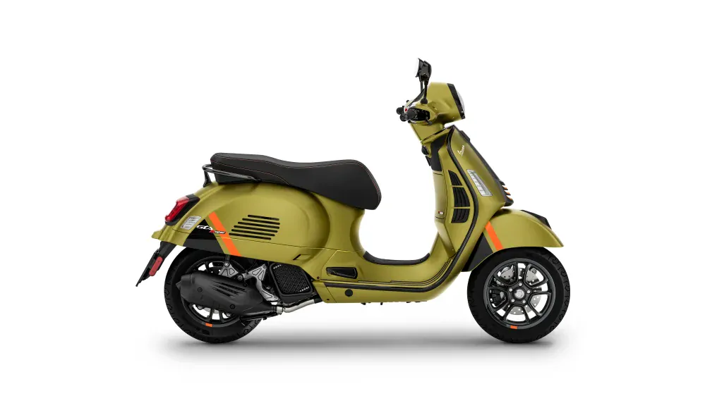 Vespa GTS Super 310 Sport Nero Convinto Matt E5+ + POUKAZ NA 8000 KČ