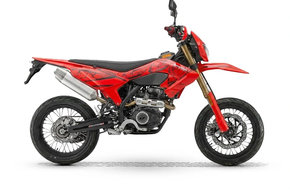 QJMOTOR COV 125 motard červená