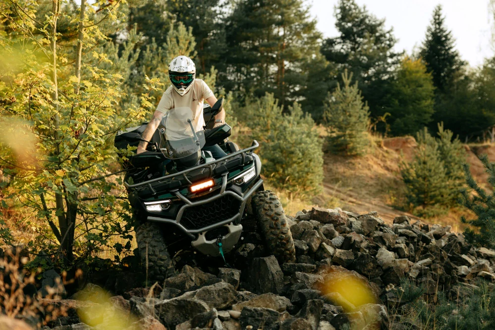 CFMOTO Gladiator X1000 G3 V-Twin EPS E5+ OVERLAND pískově žlutá