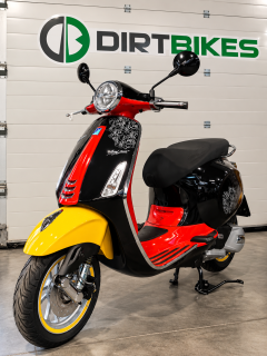 VESPA PRIMAVERA 125 DISNEY MICKEY MOUSE EDITION - BAZAR